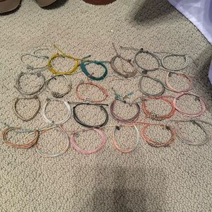 24 Pura Vida Bracelets